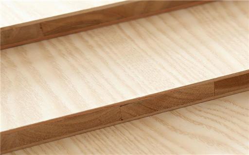 實(shí)木飾面板?